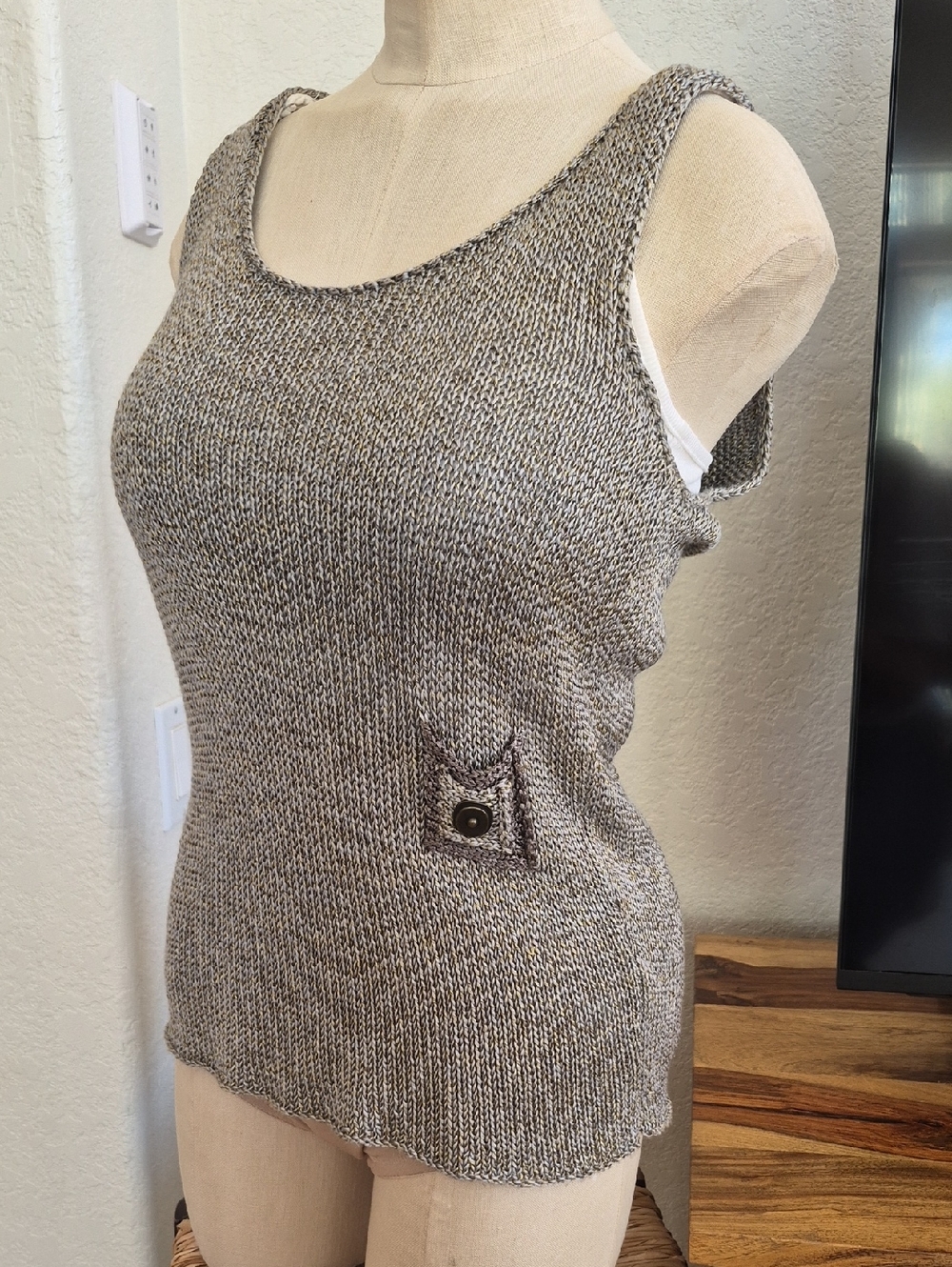 Luxe Eleven 20% Silk/80% Cotton knitted Tank Top